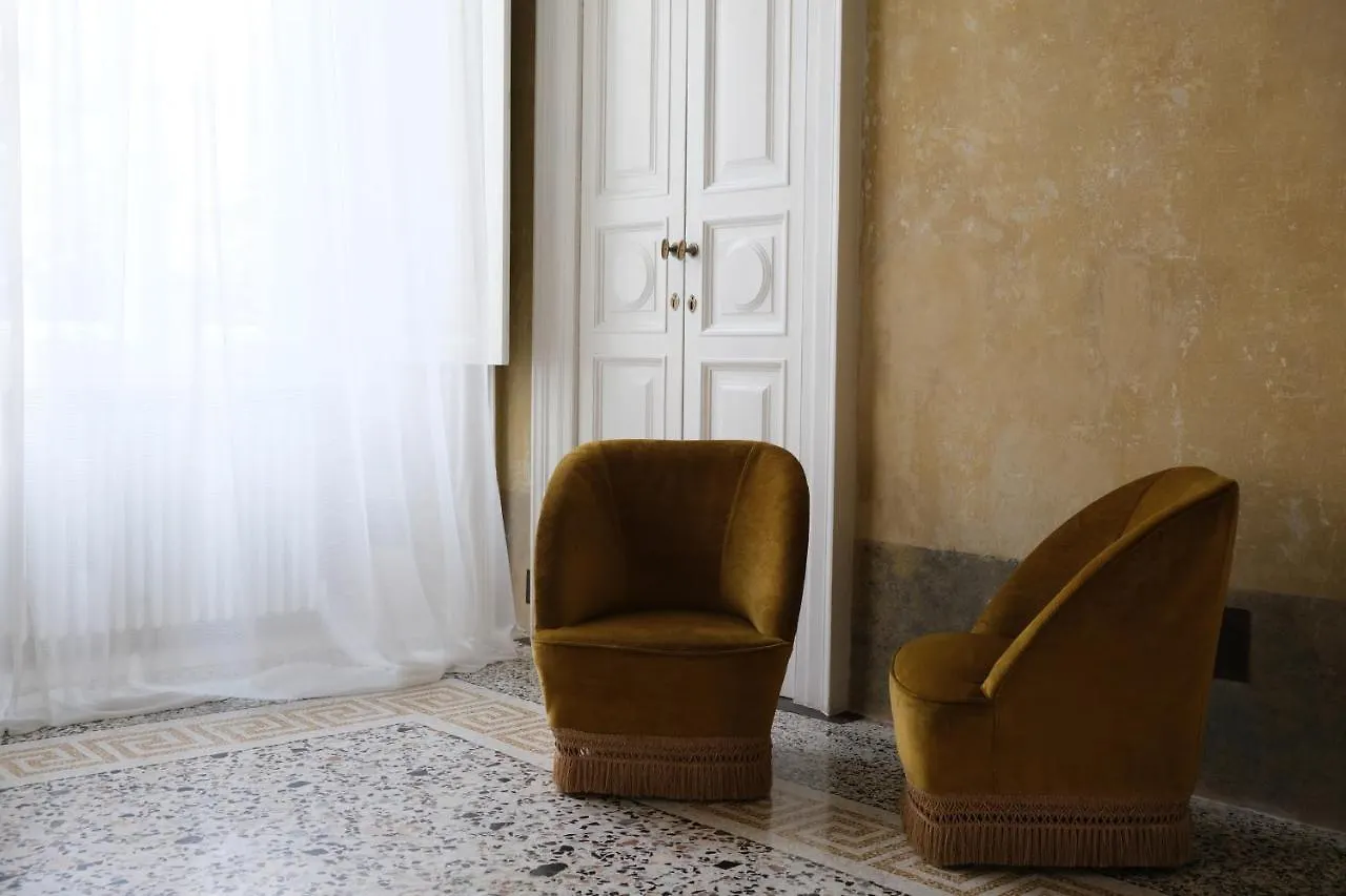 Palazzo Albricci Peregrini Apartment Como 0*,