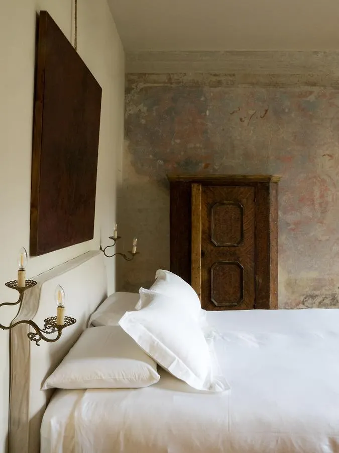 Palazzo Albricci Peregrini Apartment Como Italy