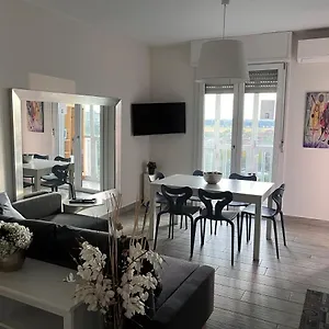  Appartement Panoramico Vicino A Fiere E Stadio Italië