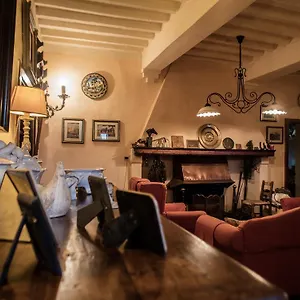 https://villa-il-poggio.it-tuscanyhotel.com